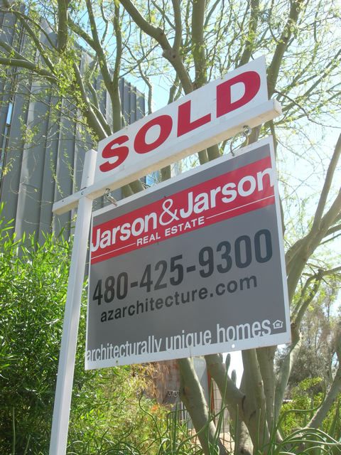 How to sell your home in a challenging market.