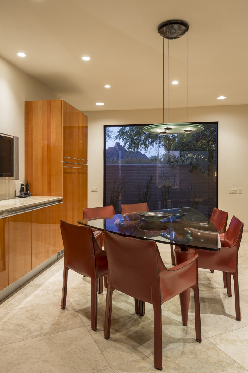 alfred newman beadle al modern home pinnacle peak dining area