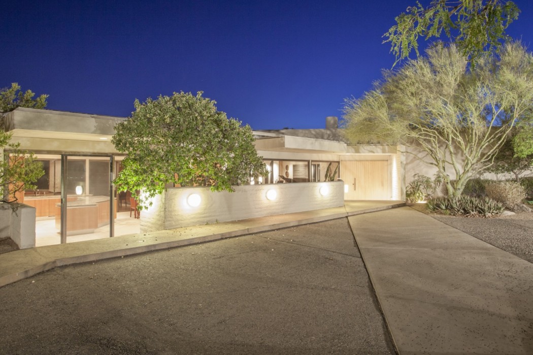 alfred newman beadle al modern home pinnacle peak yard