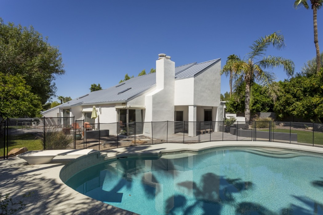 scottsdale modern architecture del barquero mccormick ranch pool fence